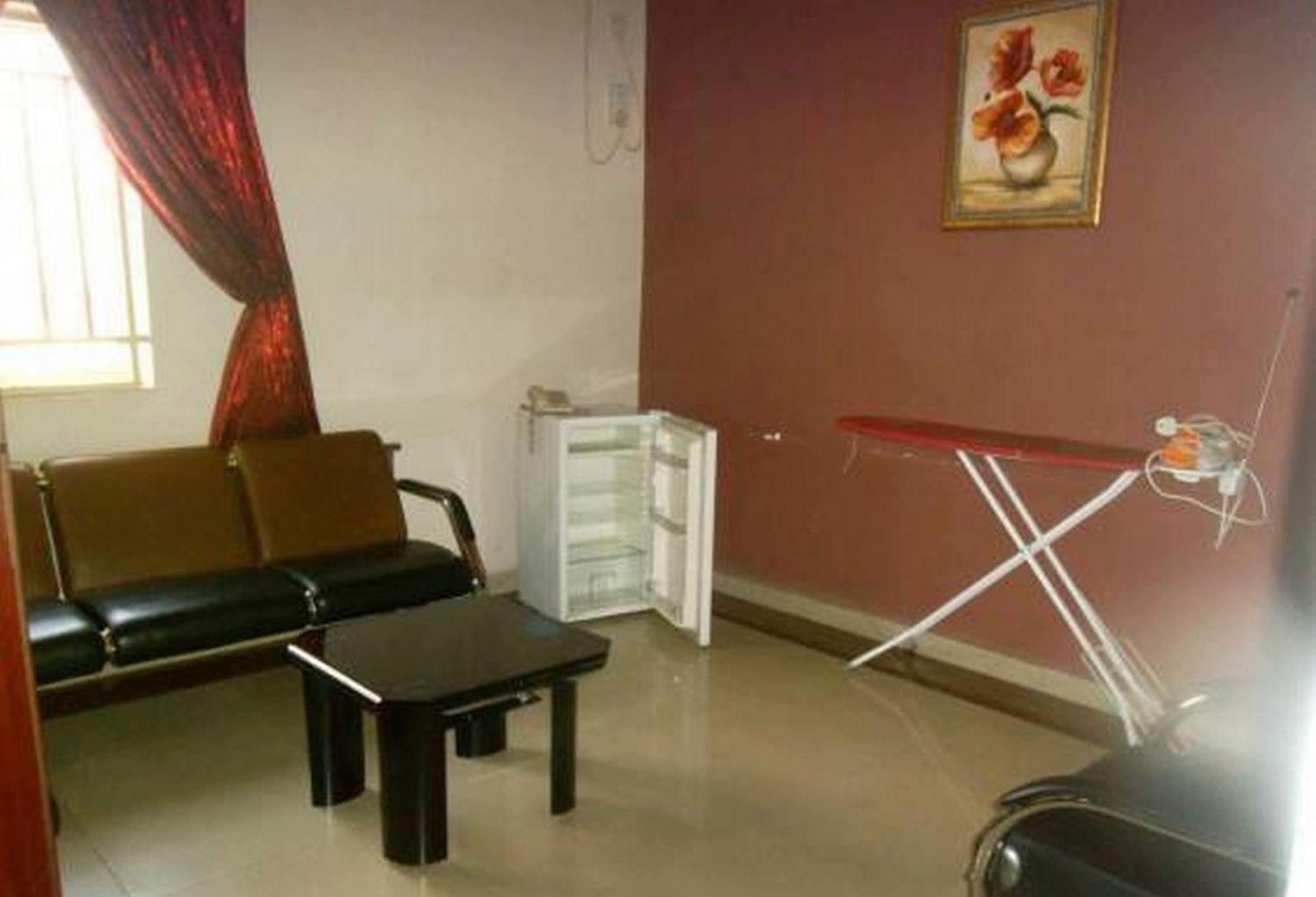Room In Lodge - Clen-Phil Hotels And Suite بورت هاركورت المظهر الخارجي الصورة