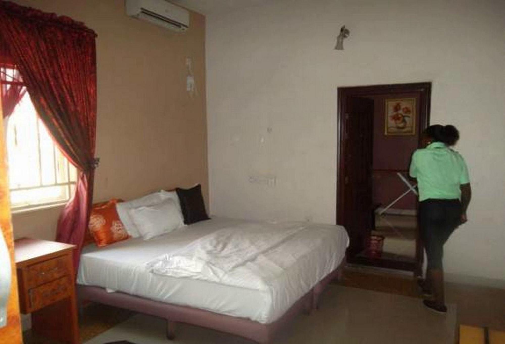 Room In Lodge - Clen-Phil Hotels And Suite بورت هاركورت المظهر الخارجي الصورة